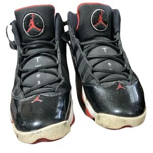 Nike Black and Red Sneakers